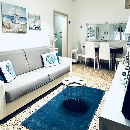Casa Giro Apartment Carrara Exterior photo
